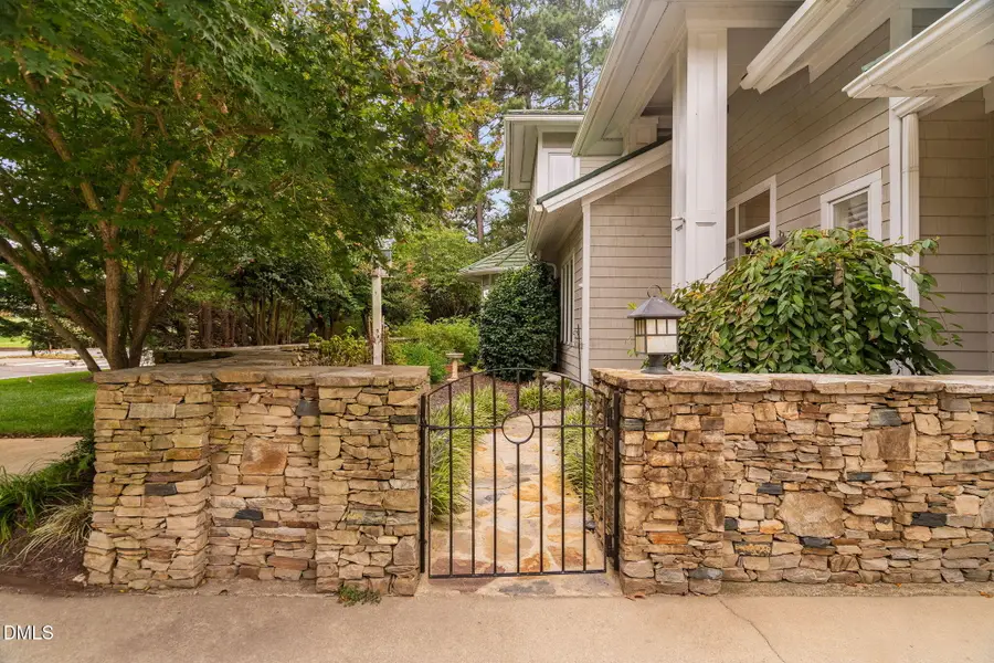 901 Crabtree Crossing Parkway, Morrisville, NC 27560 - Image #3