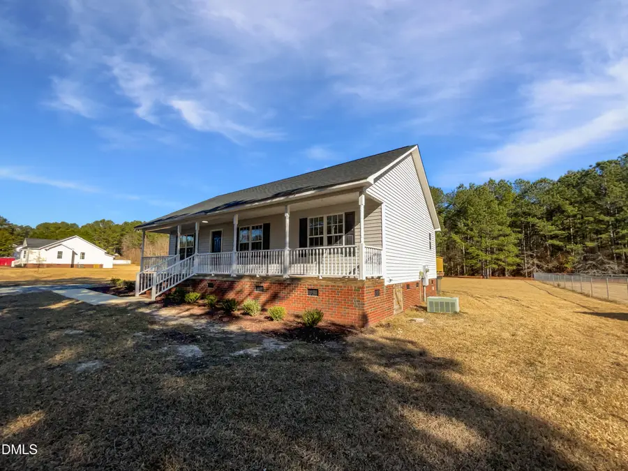 165 Sommerset Drive, Clayton, NC 27520 - Image #2