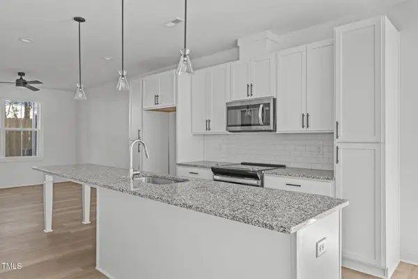 4821 Gossamer Lane #105, Raleigh, NC 27616