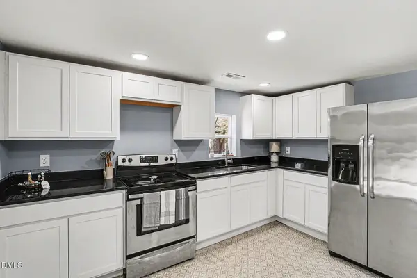 800 E Lizzie Street, Selma, NC 27576