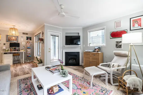 1111 Parkridge Lane #103, Raleigh, NC 27605