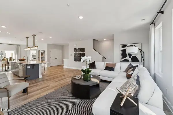 110 Byrum Street #302, Cary, NC 27511