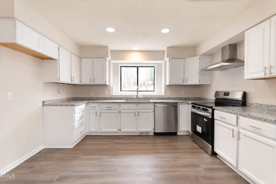 6001 Applewood Lane, Raleigh, NC 27609 - Image #3