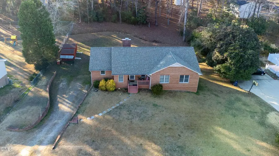 209 Arlington Circle, Sanford, NC 27330 - Image #3