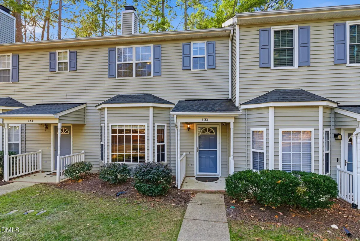 132 Edgehill Parkway, Cary, NC 27513 - Image #1