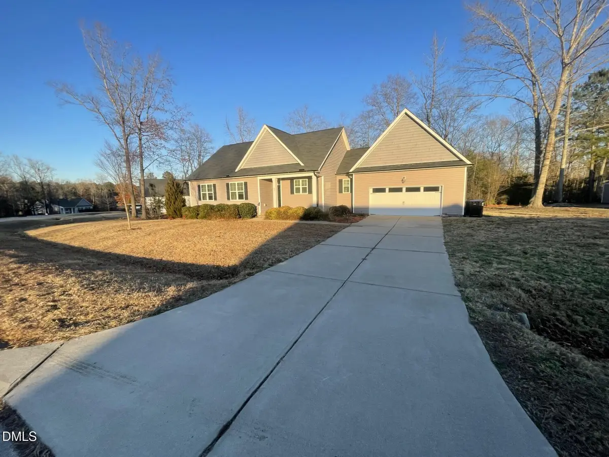 42 Eagle Swoop Street, Zebulon, NC 27597 - Image #1