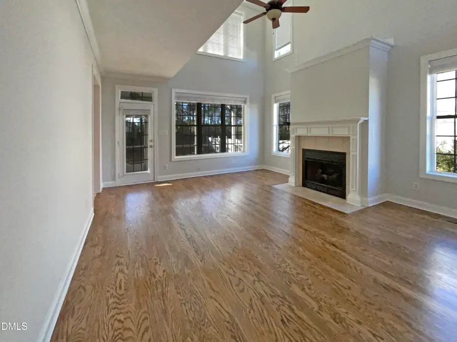 1124 Masterpiece Drive, Hope Mills, NC 28348 - Image #2