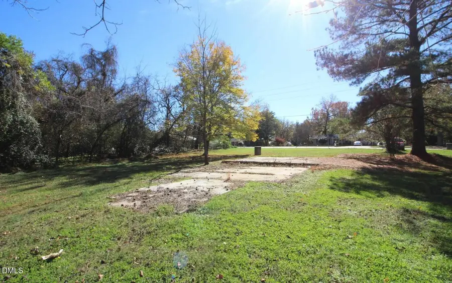 936 W Holly Springs Road, Holly Springs, NC 27540 - Image #3