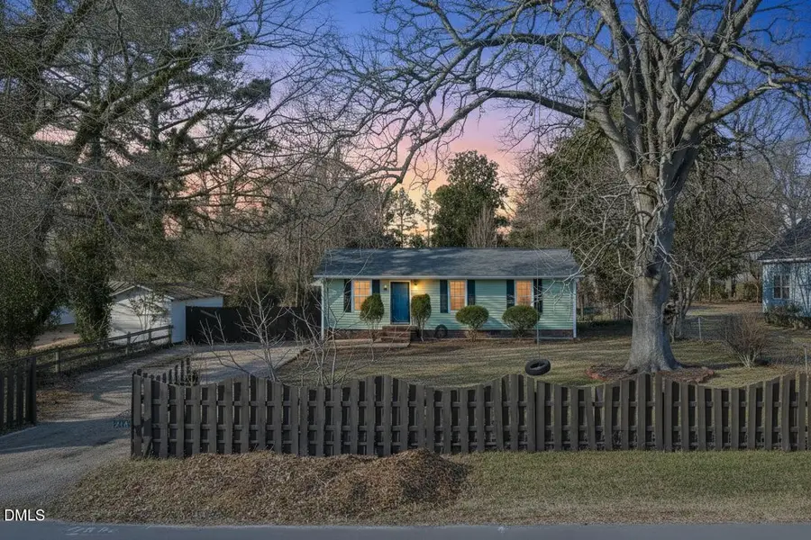 216 W Horton Street, Zebulon, NC 27597 - Image #3