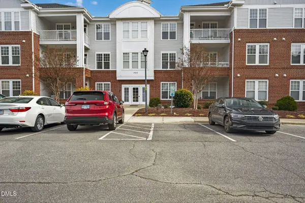 434 Eyam Hall Lane, Apex, NC 27502