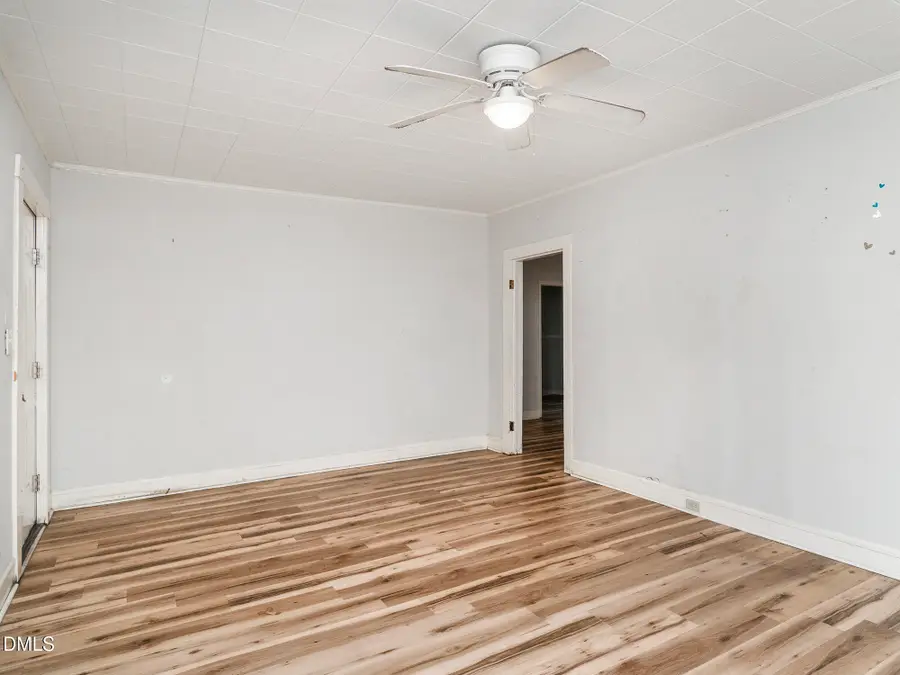 608 Oak Street, Burlington, NC 27215 - #3