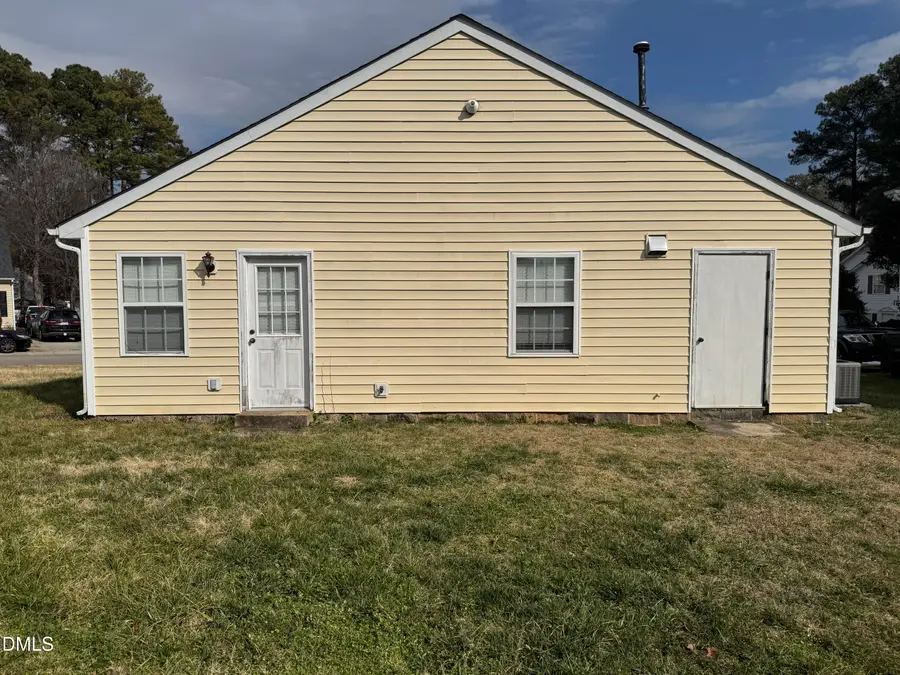 2825 Midway Park Court, Raleigh, NC 27610 - Image #3