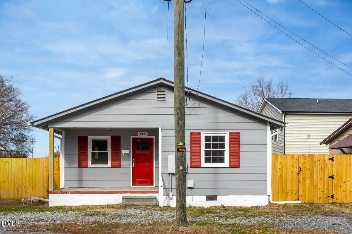 209 N Washington Avenue, Dunn, NC 28334 - #1