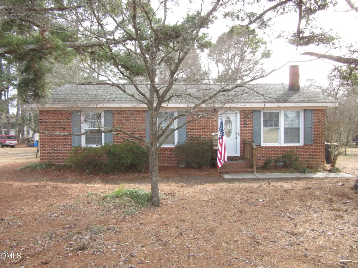 116 E Judd Street, Zebulon, NC 27597 - #1