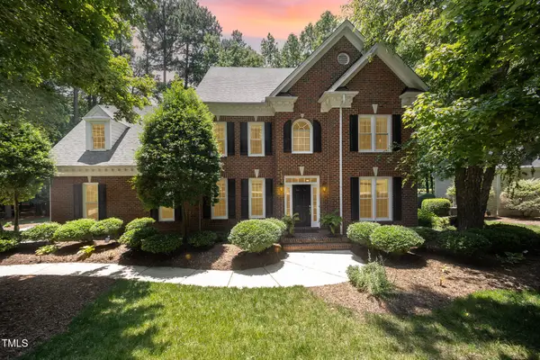 5216 Sunset Fairways Drive, Holly Springs, NC 27540