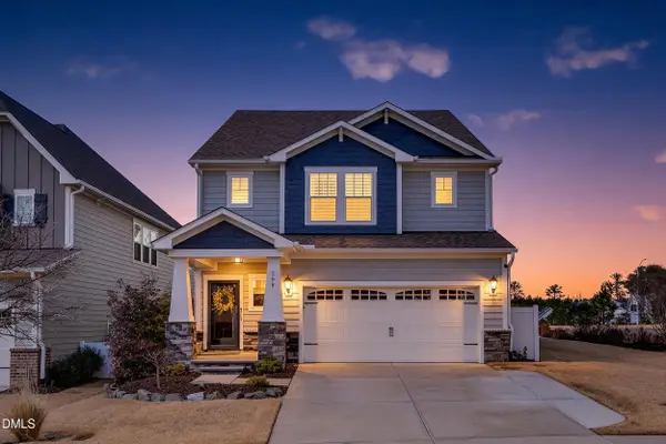 208 Sage Oak Lane, Holly Springs, NC 27540