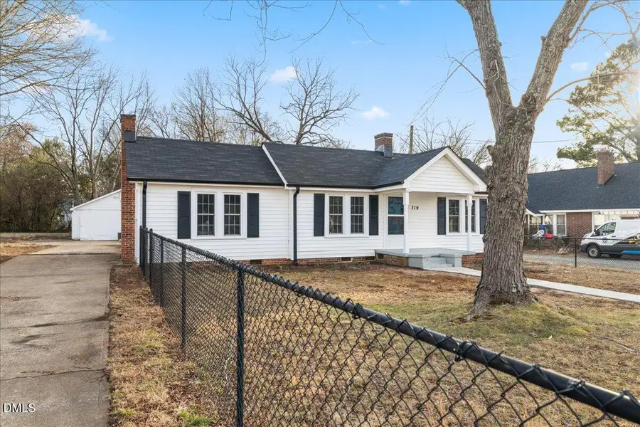 719 Center Avenue, Burlington, NC 27215 - #2