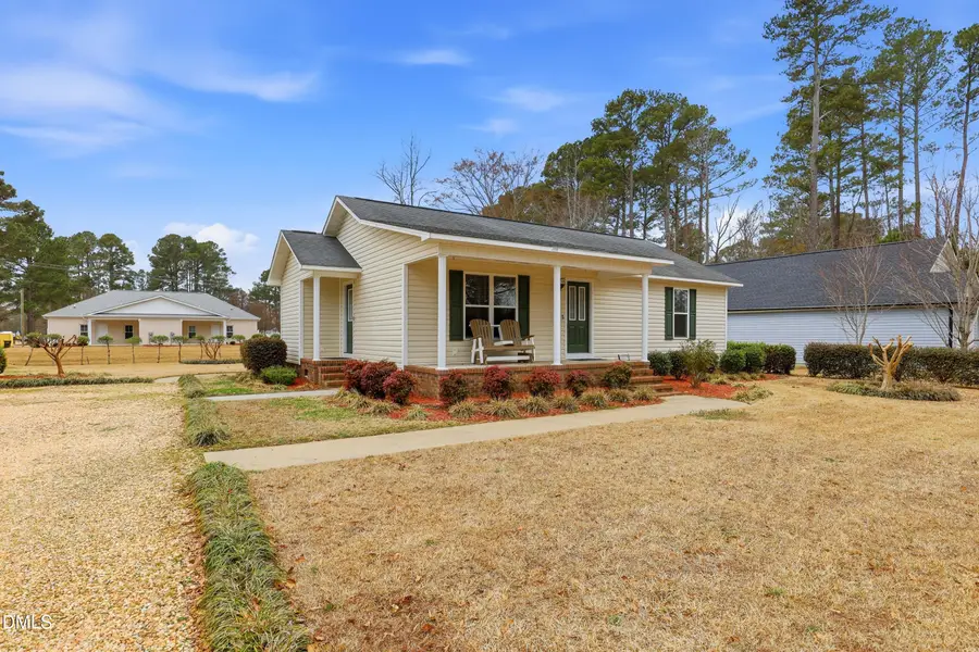 525 W Edwards Street, Princeton, NC 27569 - #3