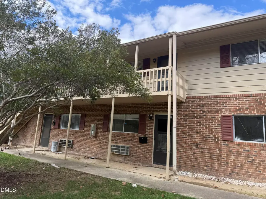 130 S Estes Drive #H-12, Chapel Hill, NC 27514 - #2