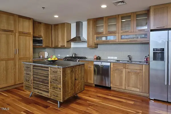 601 W Rosemary Street #Unit 712, Chapel Hill, NC 27516