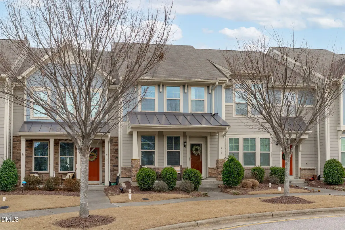 917 Ambergate Station, Apex, NC 27502 - #1