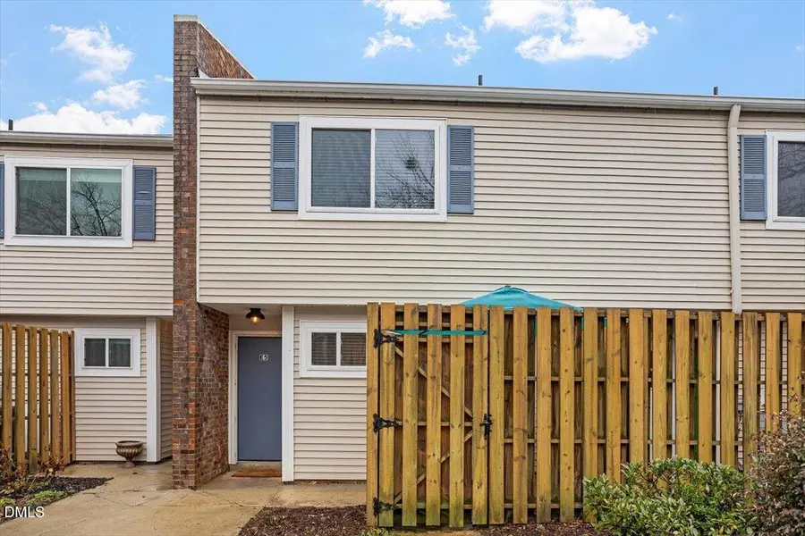 220 Elizabeth Street #Apt E5, Chapel Hill, NC 27514 - #3