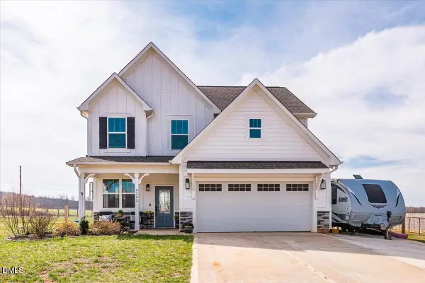 5202 Goshawk Lane, Graham, NC 27253