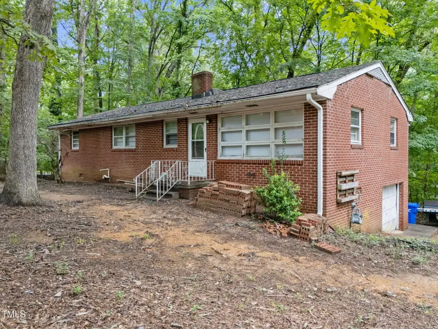 106 Markham Drive, Chapel Hill, NC 27514 - #2