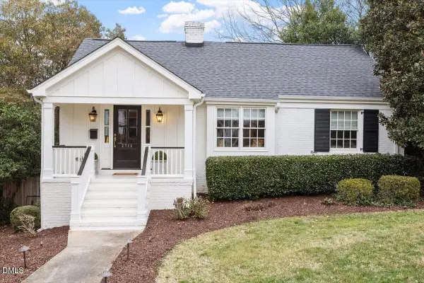 2714 Peachtree Street, Raleigh, NC 27608