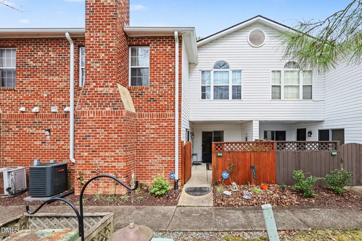 391 Summerwalk Circle, Chapel Hill, NC 27517 - #1