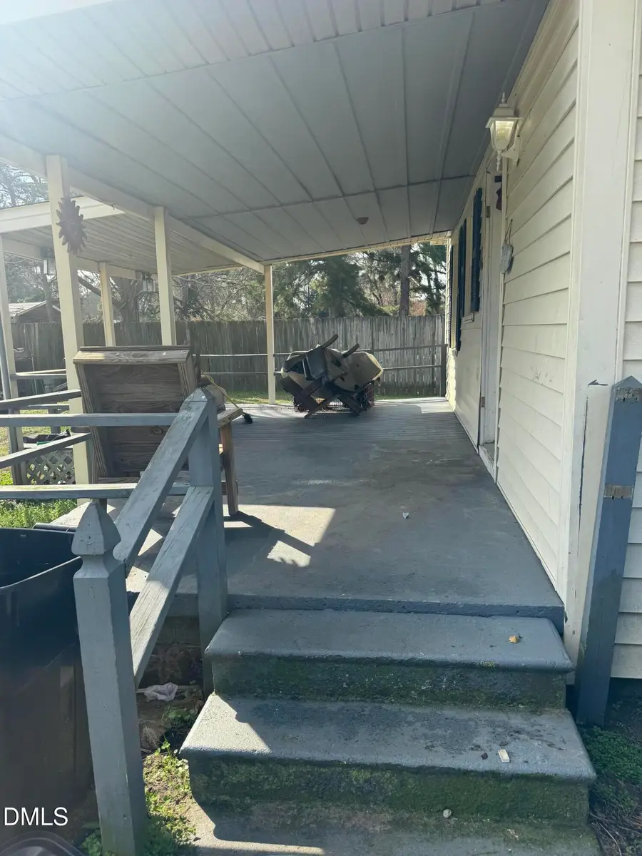 513 Pear Street, Kinston, NC 28504 - #3