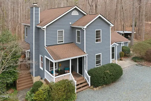 9906 Oak Hollow Road, Chapel Hill, NC 27516