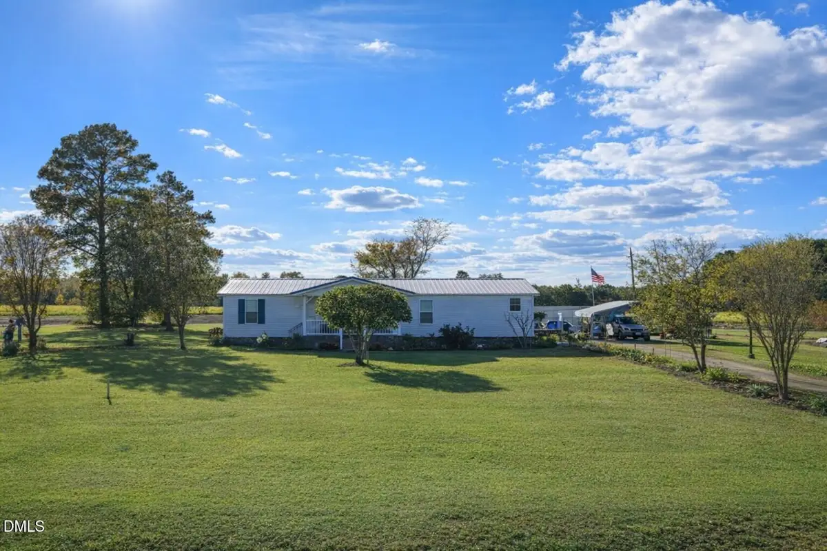 6738 Peacock Road, Chadbourn, NC 28431 - #1