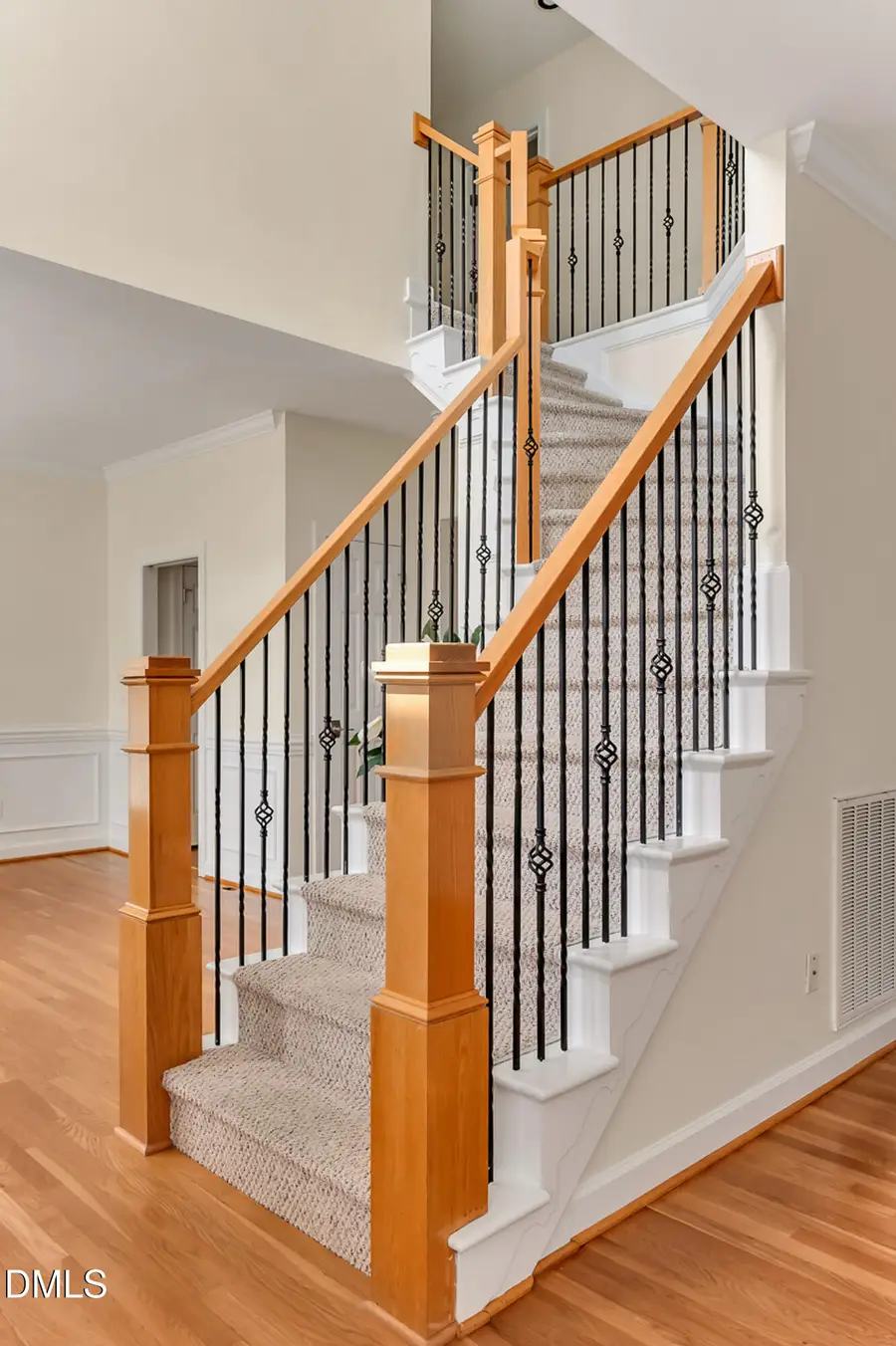 109 N Crabtree Knolls, Chapel Hill, NC 27514 - #3