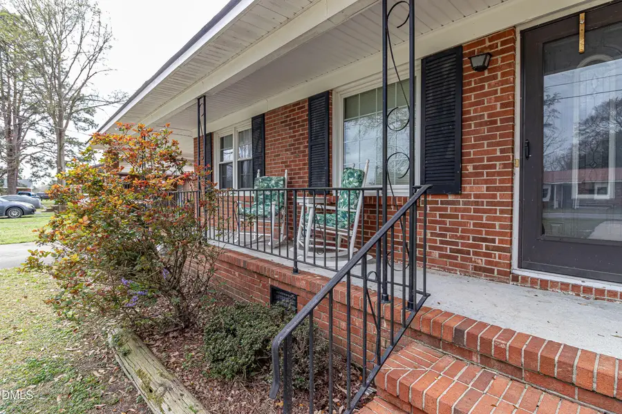 612 E Main Street, Mount Olive, NC 28365 - #3