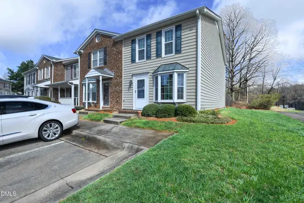 915 Shelby Drive #E, Greensboro, NC 27409