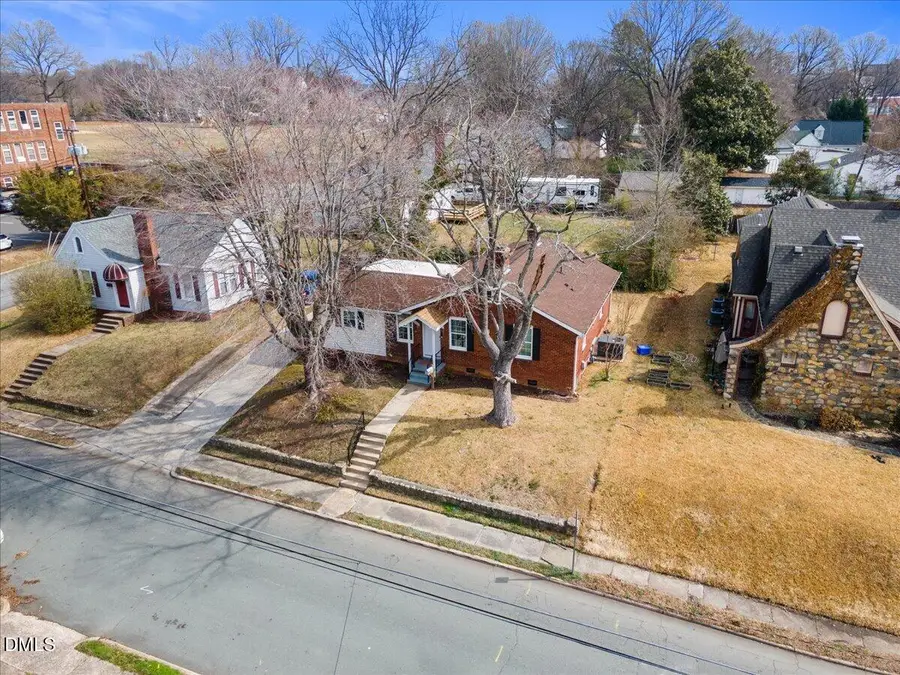 411 Hillcrest Avenue, Burlington, NC 27215 - #3