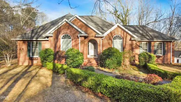 2100 Neuse Colony Drive, Clayton, NC 27527