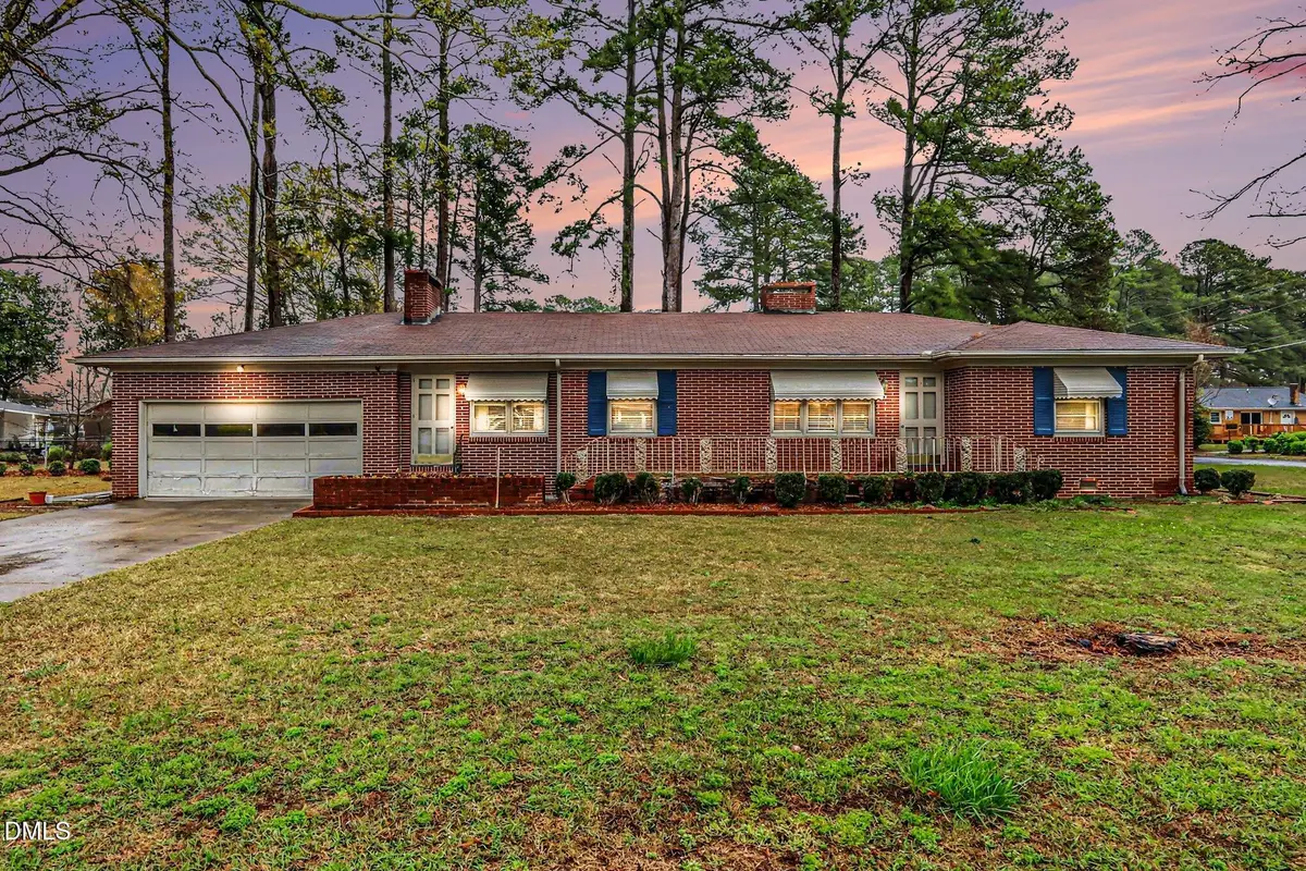 207 E Griswold Street, Selma, NC 27576 - #1