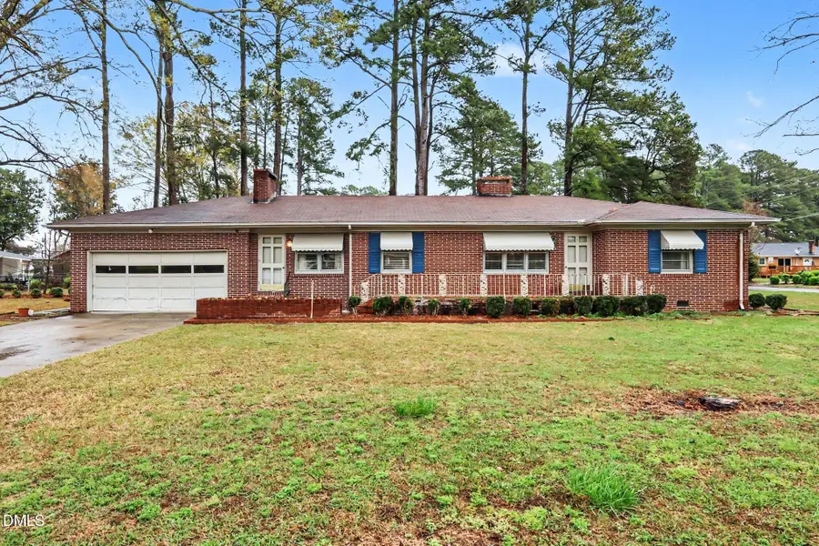 207 E Griswold Street, Selma, NC 27576 - #2