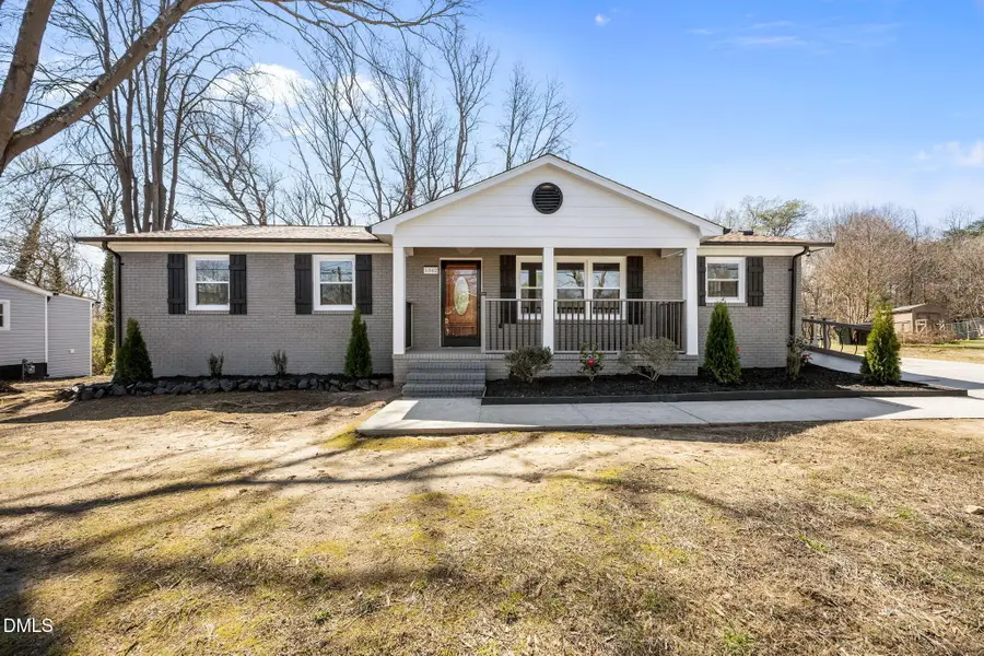 1062 Jackson Street, Burlington, NC 27217 - #2