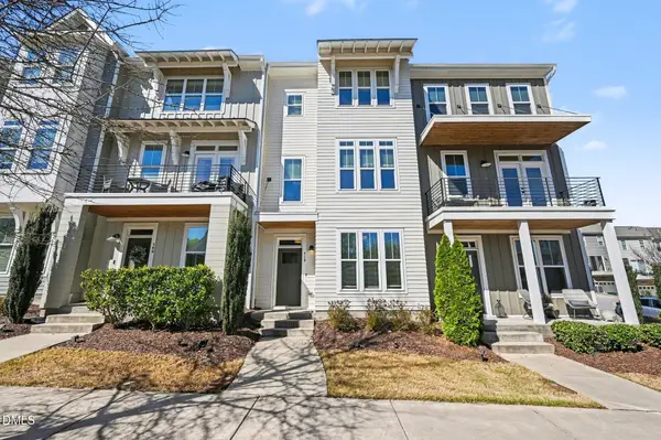 713 Peakland Place, Raleigh, NC 27604