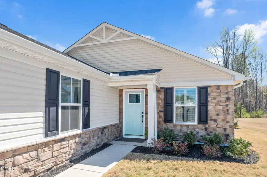 173 S Breeze Way, Fuquay Varina, NC 27526 - #2