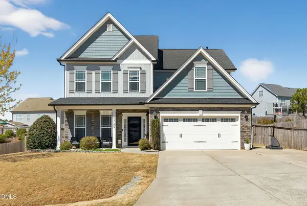 5720 Lumiere Street, Holly Springs, NC 27540