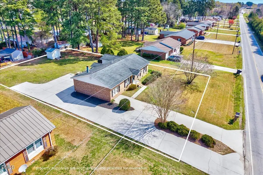 1343 Nc Hwy 27 W, Benson, NC 27504 - #3