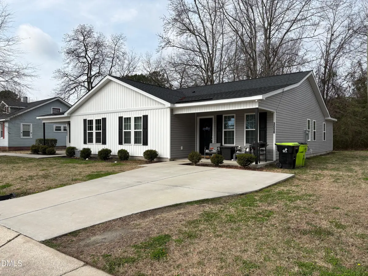 305 S Sycamore Street, Fremont, NC 27830 - #1