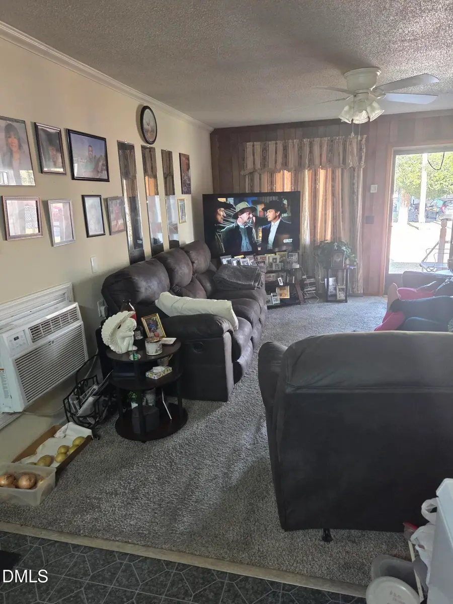 505 W Cypress Street, Elizabeth City, NC 27909 - #2