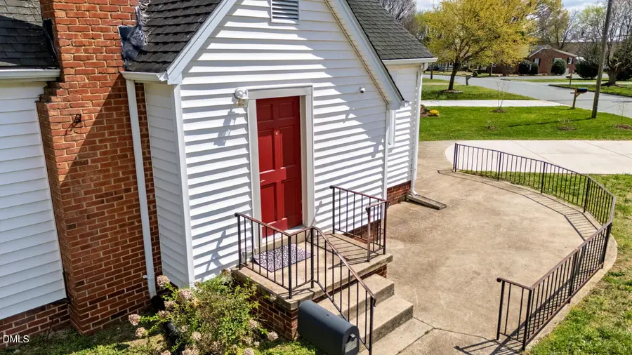 414 S Maple Street, Graham, NC 27253 - #2