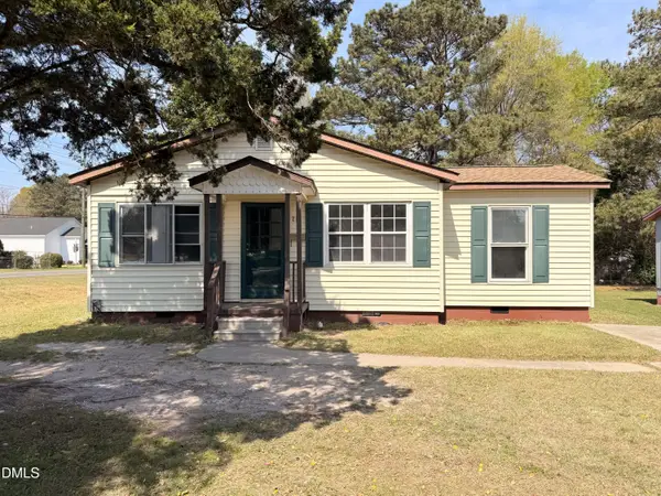 210 S Brevard Street, Selma, NC 27576