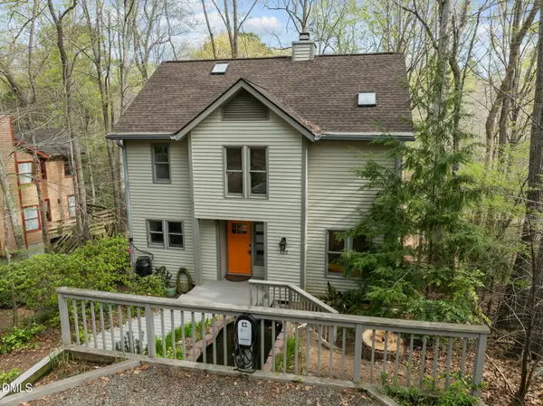 132 Creekview Circle, Carrboro, NC 27510